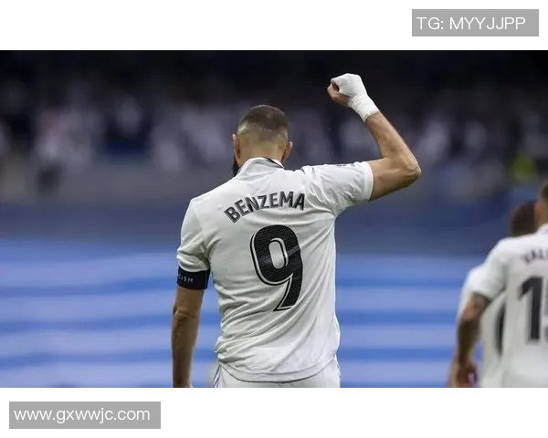 足球星视界2017年7月：全球球坛新动向与明星球员表现盘点